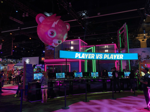画像集 No.002のサムネイル画像 / ［E3 2019］「フォートナイト」のポップでコミカルな世界観と“ノリ”を再現。Epic Gamesブースの模様をレポート