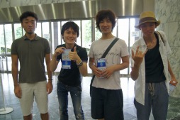 画像集#006のサムネイル/ウメハラ&ふ〜ど,決勝大会出場なるか。「ガンスリンガーストラトス」第二回公式大会「GUNSLINGER'S BATTLE ARENA-Next-」東京予選レポート