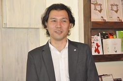 画像集#011のサムネイル/イオンちゃんが考案した7次元料理が食べられる。ガスト,星海社,シャッツキステの共同企画によるコラボイベント「七次元世界からのカフェレストラン」をレポート