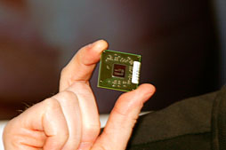 画像集#010のサムネイル/AMD,2013年の製品ロードマップを刷新。クアッドコアx86 SoCやTrinity後継,Radeon HD 8000Mシリーズの概要を明らかに
