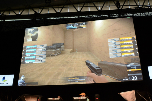 画像集 No.004のサムネイル画像 / ［TGS 2017］レジェンドはやはり強かった。noppo選抜チームとDetonatioN Gamingによる「カウンターストライクオンライン2」エキシビションマッチが開催