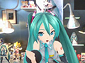 「初音ミク -Project DIVA- f」,ミクが現実世界に飛び出すかのような「ARライブ」モードなど,楽曲/モジュールの情報を公開