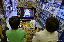 画像集#006のサムネイル/「アイルーでパズルー」対決が行われたゲームズマーヤでの店頭体験会をレポート。「ハギとこ」に出演できるかもしれない店頭体験会は8月7日に仙台で実施