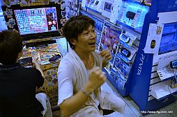 画像集#021のサムネイル/「アイルーでパズルー」対決が行われたゲームズマーヤでの店頭体験会をレポート。「ハギとこ」に出演できるかもしれない店頭体験会は8月7日に仙台で実施