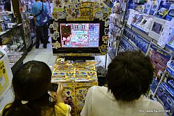 画像集#023のサムネイル/「アイルーでパズルー」対決が行われたゲームズマーヤでの店頭体験会をレポート。「ハギとこ」に出演できるかもしれない店頭体験会は8月7日に仙台で実施