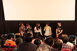 画像集#009のサムネイル/「シャイニーフェスタ 新作アニメ プレミアム先行上映会」が徳島のマチ★アソビ Vol.9で開催。上映されたアニメは，どのバージョンのものだったのか