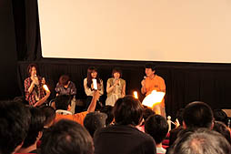 画像集#010のサムネイル/「シャイニーフェスタ 新作アニメ プレミアム先行上映会」が徳島のマチ★アソビ Vol.9で開催。上映されたアニメは，どのバージョンのものだったのか