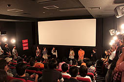 画像集#013のサムネイル/「シャイニーフェスタ 新作アニメ プレミアム先行上映会」が徳島のマチ★アソビ Vol.9で開催。上映されたアニメは，どのバージョンのものだったのか