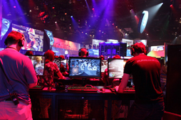 画像集#011のサムネイル/［E3 2013］E3会場で「Battlefield 4」の64人対戦をプレイ。上海を舞台にアメリカ軍と中国軍の死闘が繰り広げられる