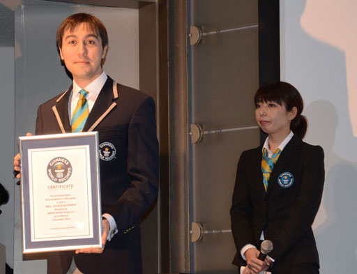 画像集#046のサムネイル/「AKB1/149 恋愛総選挙」,AKB48メンバーの高橋みなみさんらが出席したギネス世界記録認定書授賞式&テレビCM発表会をレポート
