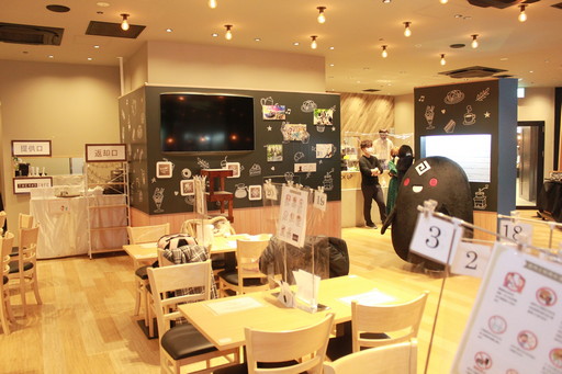 画像集#003のサムネイル/「黒い砂漠×THE キャラCAFÉ」コラボカフェをレポート。ゲームにも登場するサソリ料理がリアルで食べられる!?