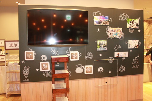画像集#010のサムネイル/「黒い砂漠×THE キャラCAFÉ」コラボカフェをレポート。ゲームにも登場するサソリ料理がリアルで食べられる!?