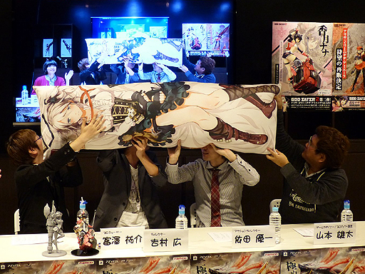 画像集#027のサムネイル/阿佐ヶ谷アニメストリートに「GOD EATERビジュアルギャラリー」オープン。「GOD EATER 2」のアップデート情報満載のトークイベントの模様をお届け