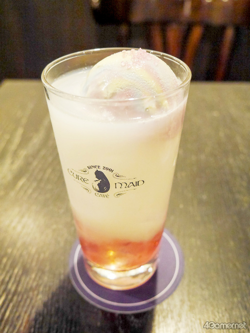 画像集 No.016のサムネイル画像 / 「ラブライブ!」の聖地“キュアメイドカフェ”でコラボ開催中! 作中の雰囲気そのままの店内で,μ'sをイメージしたフードやドリンクを堪能しよう