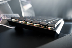 画像集 No.012のサムネイル画像 / ゲーマー向けキーボード,次のトレンドは防水!? COMPUTEXで見た個性派をチェック