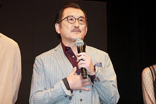 画像集 No.004のサムネイル画像 / 「劇場版 ファイナルファンタジーXIV 光のお父さん」の完成披露試写会をレポート。岩本アキオ役の坂口健太郎さんや,野口照夫監督らが製作の裏側をポロリ