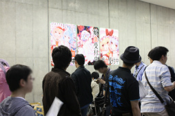画像集#019のサムネイル/博麗神社例大祭に登場した「SOUND VOLTEX II -infinite infection-」に東方ファンが集結。大行列のKONAMIブースで開発チームに話を聞いてみた