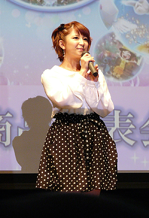 画像集#014のサムネイル/ディズニーファンの矢口真里さんも「かわいい!」を連呼した,3DS「ディズニー マジックキャッスル マイ・ハッピー・ライフ」製品発表会レポート