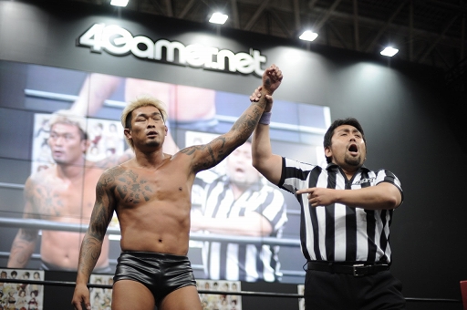 画像集 No.022のサムネイル画像 / ［TGS 2016］4Gamer×DDTプロレス×リングドリーム興行「愛は相よりいでて 2.5」フォトレポート。「DDT美少女化計画」の美少女化権は“美熟女”チェリー選手の手に