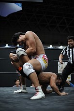 画像集 No.043のサムネイル画像 / ［TGS 2016］4Gamer×DDTプロレス×リングドリーム興行「愛は相よりいでて 2.5」フォトレポート。「DDT美少女化計画」の美少女化権は“美熟女”チェリー選手の手に