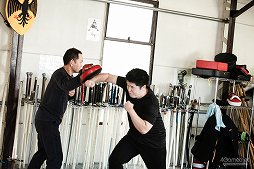 画像集 No.015のサムネイル画像 / 「キングダムカム・デリバランス」を遊んでいたら，リアルで剣を振りたくなったので。ティンタジェルで体験する西洋剣術レッスン