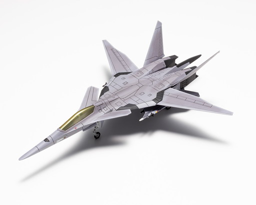 画像集 No.010のサムネイル画像 / 「エースコンバット」シリーズに登場する架空機「XFA-27」の1/144キットが10月に発売。簡易塗装済と無塗装グレー成形の2バージョン