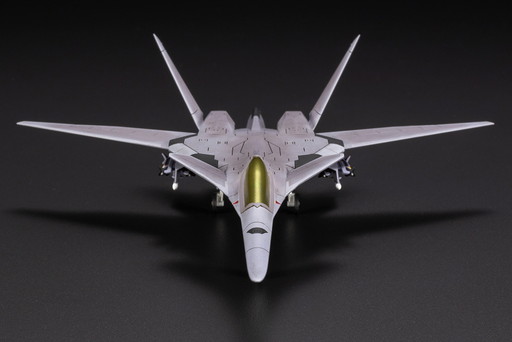 画像集 No.012のサムネイル画像 / 「エースコンバット」シリーズに登場する架空機「XFA-27」の1/144キットが10月に発売。簡易塗装済と無塗装グレー成形の2バージョン