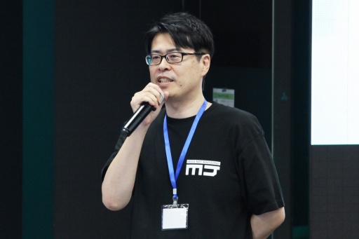 画像集 No.012のサムネイル画像 / 「セガNET麻雀 MJ」公式オフイベントを開催。プロ雀士8名が参加し,ユーザーとの交流戦を楽しんだ。新要素「パチンコ役姫」の情報も明らかに