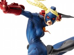 「ウルIV」のディカープリが完成品フィギュアとなって登場。カラーリングの異なる2種類の限定版も