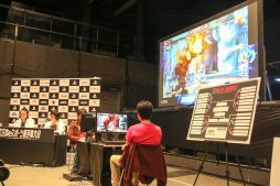 画像集 No.003のサムネイル画像 / 「CS:GO」「FIFA16」「GGXrd」の3部門で争われた「第1回 日本eスポーツ選手権大会」レポート。ゲームアスリートの育成を目指すJeSPAの活動が本格始動