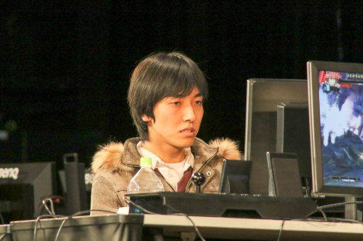 画像集 No.018のサムネイル画像 / 「CS:GO」「FIFA16」「GGXrd」の3部門で争われた「第1回 日本eスポーツ選手権大会」レポート。ゲームアスリートの育成を目指すJeSPAの活動が本格始動