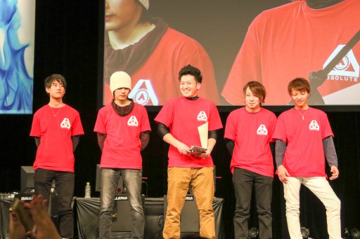 画像集 No.023のサムネイル画像 / 「CS:GO」「FIFA16」「GGXrd」の3部門で争われた「第1回 日本eスポーツ選手権大会」レポート。ゲームアスリートの育成を目指すJeSPAの活動が本格始動