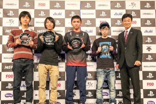 画像集 No.024のサムネイル画像 / 「CS:GO」「FIFA16」「GGXrd」の3部門で争われた「第1回 日本eスポーツ選手権大会」レポート。ゲームアスリートの育成を目指すJeSPAの活動が本格始動
