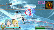 画像集#021のサムネイル/「劇場版 魔法少女まどか☆マギカ The Battle Pentagram」,戦闘時の基本アクションや,魔法少女達の絆の深さを示すパラメータ“絆値”などを紹介