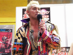 「ブシロード夏の感謝キャラバン」開幕式をレポート。石井マークさんやオカダ・カズチカ選手など,各タイトルの“代表”が勢揃い