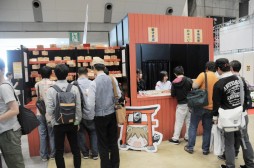 画像集 No.019のサムネイル画像 / 「ブシロード10周年祭」は大盛況のうちに終幕。多数の来場者がカードファイトや展示を楽しんだ会場の模様やステージイベントをレポート