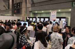 画像集 No.037のサムネイル画像 / 「ブシロード10周年祭」は大盛況のうちに終幕。多数の来場者がカードファイトや展示を楽しんだ会場の模様やステージイベントをレポート