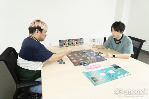 画像集 No.017のサムネイル画像 / 【PR】はじめての「カードファイト!! ヴァンガード」第1回：ダンちゃんこと男色ディーノ選手，声優の森嶋秀太さんにゲームの遊び方を学ぶ