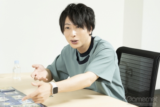 画像集 No.024のサムネイル画像 / 【PR】はじめての「カードファイト!! ヴァンガード」第1回：ダンちゃんこと男色ディーノ選手，声優の森嶋秀太さんにゲームの遊び方を学ぶ