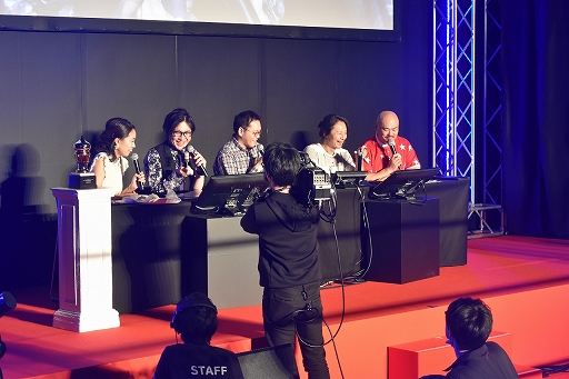 画像集 No.002のサムネイル画像 / 「DQMSL」公式オフライン大会を制したのは“伝説の勇者”だった。クロちゃんも大興奮した激戦の模様をレポート