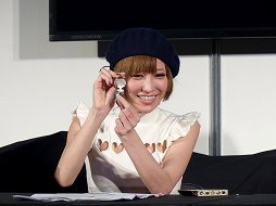 画像集 No.014のサムネイル画像 / 闘会議2015「ブレイブリーセカンド 新春特番」をレポート。浅野プロデューサーが,体験版「無料で遊べる三銃士編」の新情報を語った