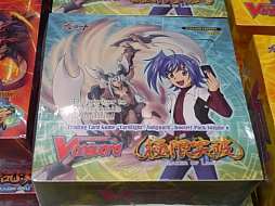 画像集#019のサムネイル/3DS「カードファイト!! ヴァンガード ロックオンビクトリー!!」を「大ヴァンガ祭2014」でプレイ。「呪縛」の力で圧倒的な勝利をつかめ