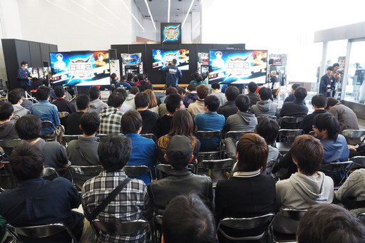 画像集 No.005のサムネイル画像 / 「頭文字D ARCADE STAGE 8 インフィニティ」全国大会“銀河最強決定戦”では激アツバトルが続出。「湾岸マキシ」とのコラボも発表