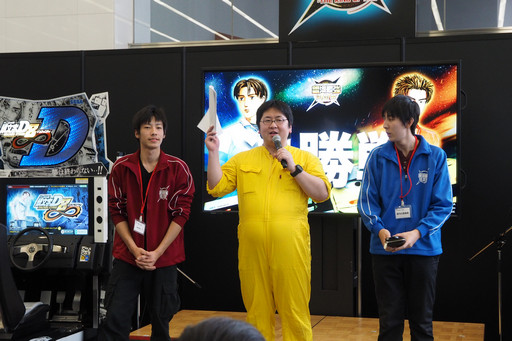画像集 No.036のサムネイル画像 / 「頭文字D ARCADE STAGE 8 インフィニティ」全国大会“銀河最強決定戦”では激アツバトルが続出。「湾岸マキシ」とのコラボも発表