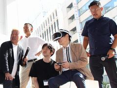 「1964 TOKYO VR タイムマシン体験会〜2018年・夏」をレポート。萩本欽一さんがPlayStation VRで1964年の渋谷駅前にタイムスリップ!