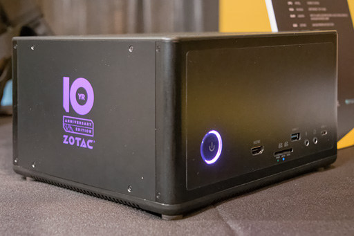 画像集 No.005のサムネイル画像 / ZOTAC創業10周年記念。GTX 1080と4コアCore i7を液冷する小型PC「MAGNUS EN1080」など3製品が登場