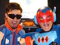 「ガイストクラッシャーゴッド」の発売記念イベント「メディア対抗!!ゴッドクラッシュ作戦!!」が開催。リニューアルされたコラボメニューも試食してきた