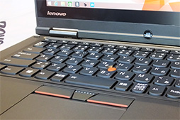 画像集 No.006のサムネイル画像 / Lenovo，360度回転ヒンジ搭載で4モードに使い分けられる新型2-in-1「ThinkPad Yoga 12」を国内発売