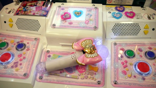 画像集 No.007のサムネイル画像 / 新展開を迎える「プリパラ」や「僕のヒーローアカデミア」のカードゲームなど,キッズ向けアーケード機がお披露目。タカラトミーアーツ商談会レポート