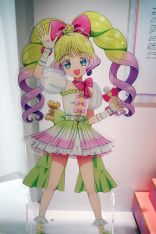画像集 No.003のサムネイル画像 / 10周年を記念して開催される「大プリパラ展」をレポート。1000年後のプリパラアイドルと一緒に見どころ満載の展覧会を楽しもう